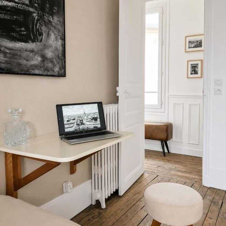 Studio Under the Rooftops - Sacre-Coeur View - Appartement - 4