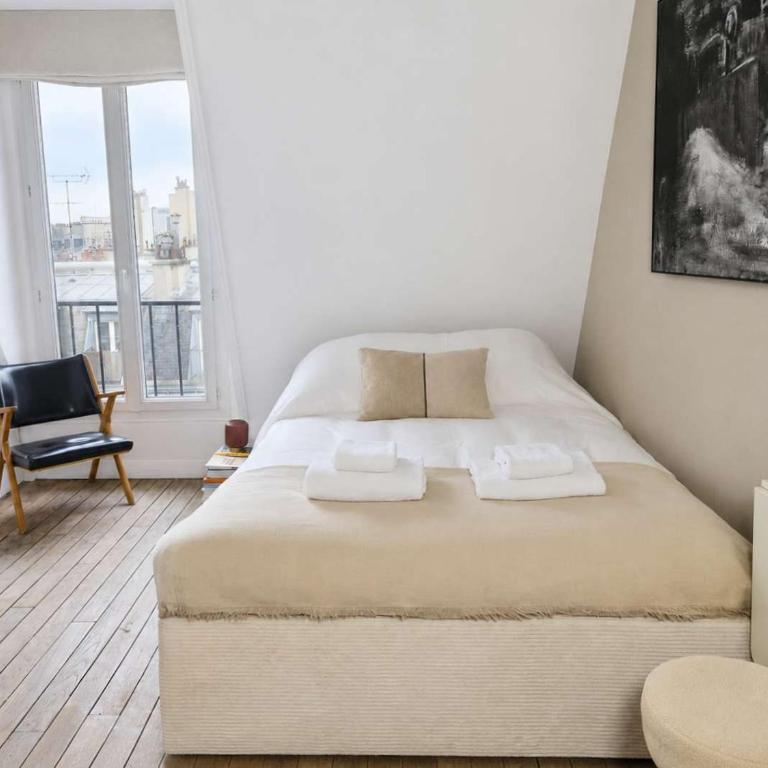 Studio Under the Rooftops - Sacre-Coeur View - Appartement - 5