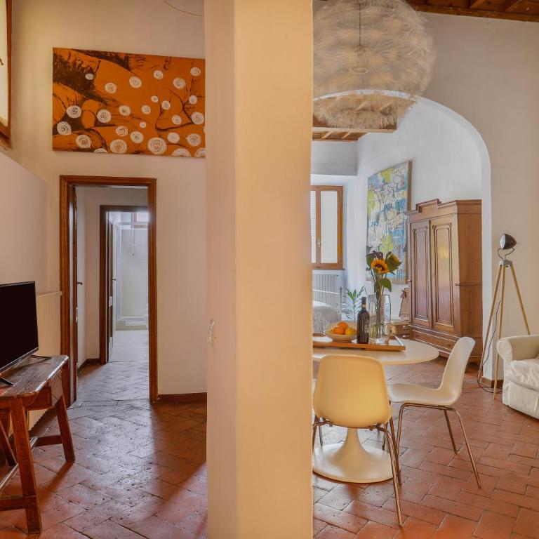 Via Maggio 10 Historic 1 Bedroom in Oltrarno - One-Bedroom Apartment - 9