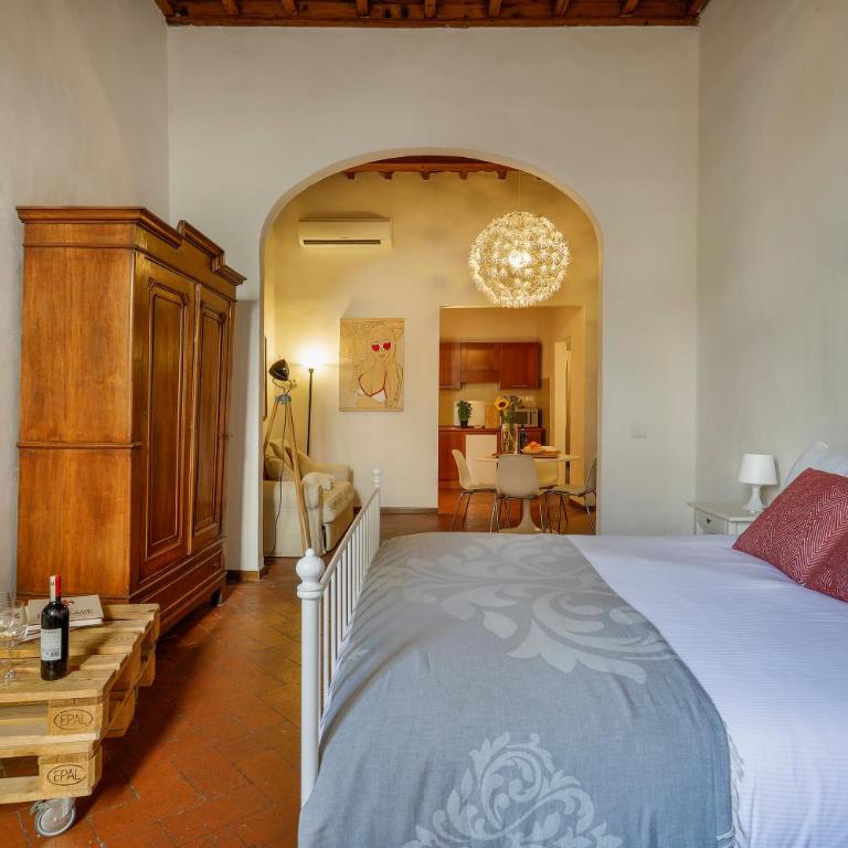Via Maggio 10 Historic 1 Bedroom in Oltrarno - One-Bedroom Apartment - 3