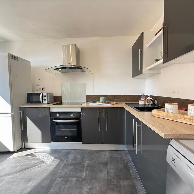 Le Flocon Parking Centre Ville Proche Gare - Appartement 2 Chambres - 18