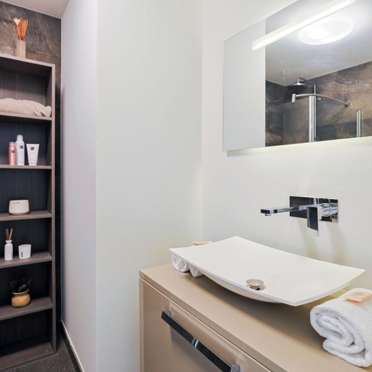 Upstays 1 bedroom apartment 40m2 terrace AC - Appartement 1 Chambre - 4