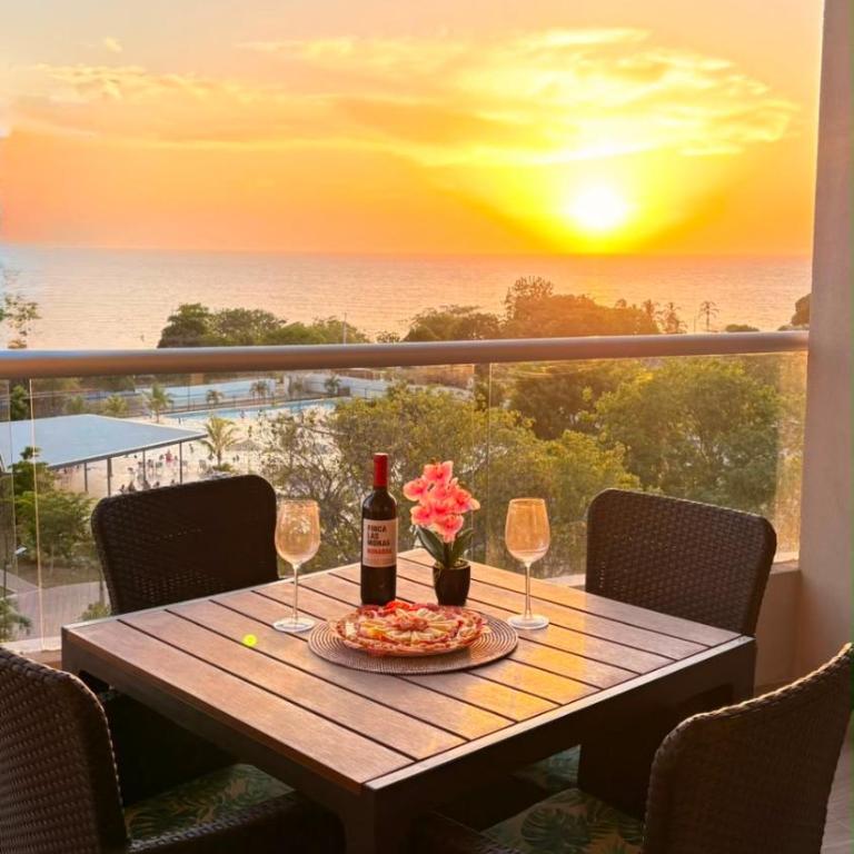 Modern Beachfront Loft in Santa Marta - One-Bedroom Apartment - 50