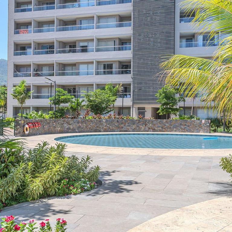 Apto de Lujo con Piscina - Balcón y Vista Increíble - One-Bedroom Apartment - 40