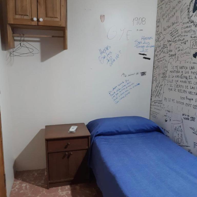 Hostel Otro Mundo - Habitación Individual con baño compartido - 2
