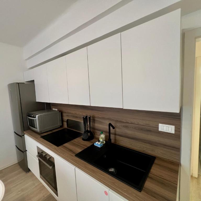 Nami House - Trieste Reception - Appartamento con 2 Camere da Letto - 11