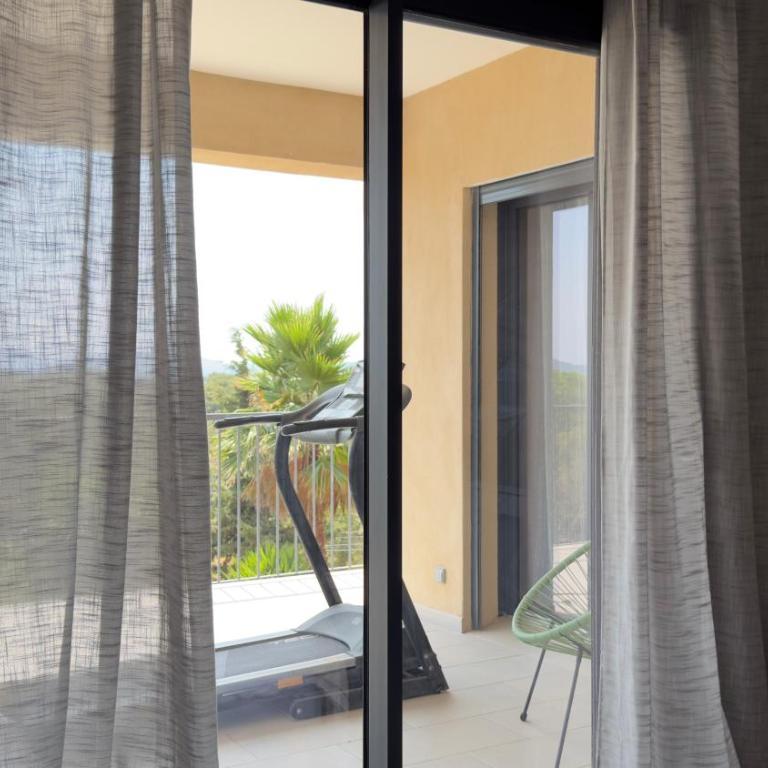 CasaNota Haut de villa 200m2 avec piscine privée - Villa avec Piscine Privée - 26