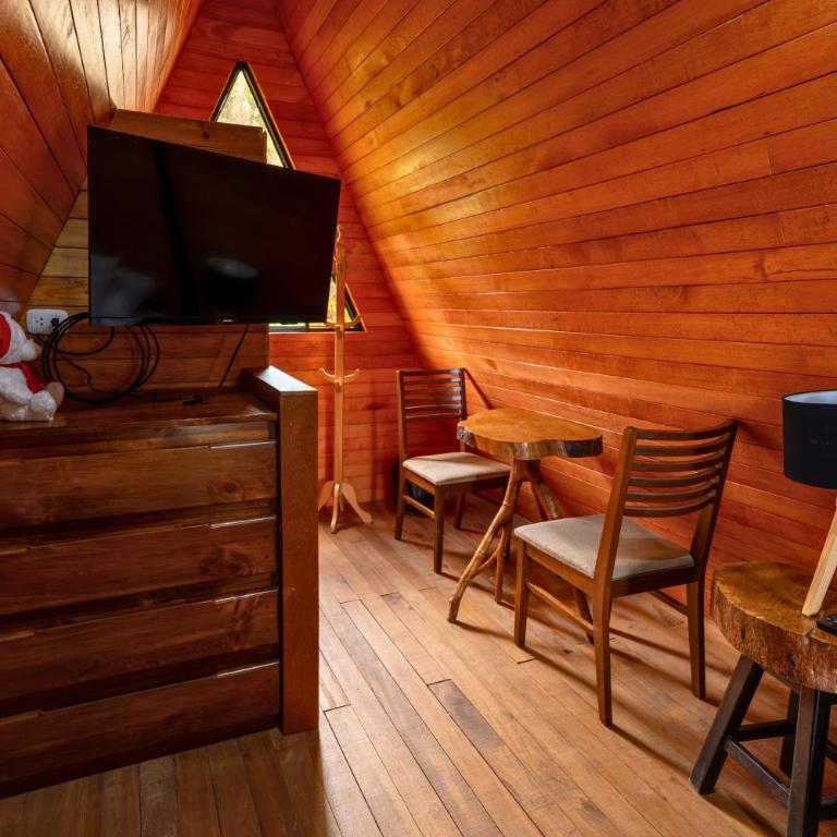 Cabañas Alpinas en Oxapampa - Two-Bedroom Chalet - 13