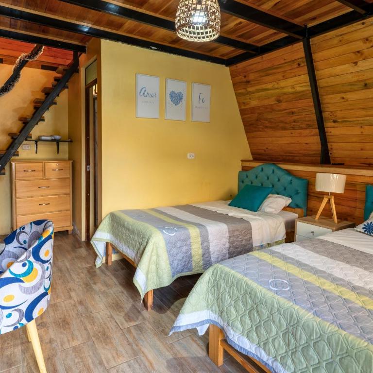 Cabañas Alpinas en Oxapampa - Two-Bedroom Chalet - 1