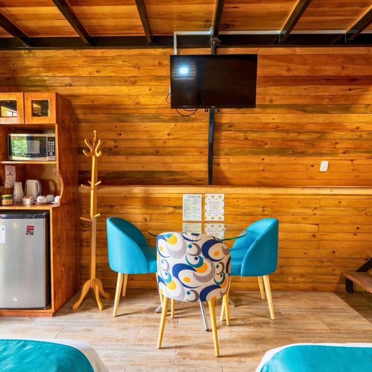 Cabañas Alpinas en Oxapampa - Two-Bedroom Chalet - 4