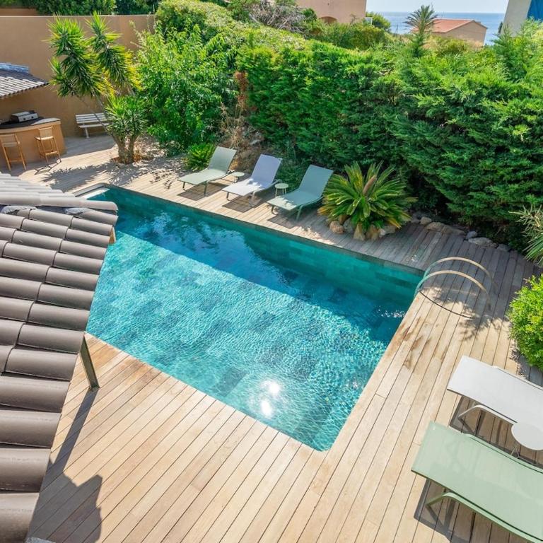 Architect's villa, sea view, spa and swimming pool - Villa - 12
