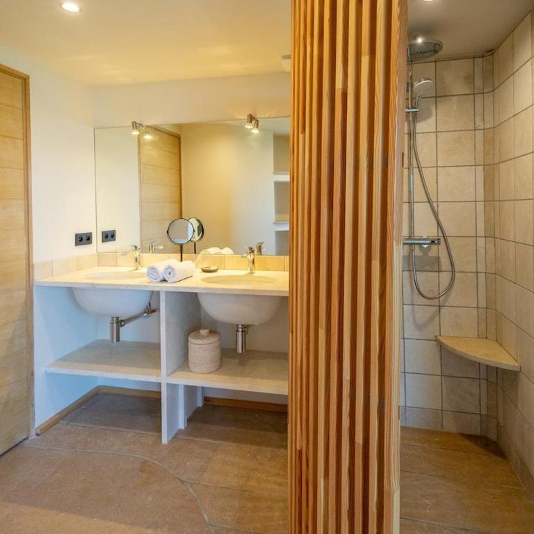 Architect's villa, sea view, spa and swimming pool - Villa - 13