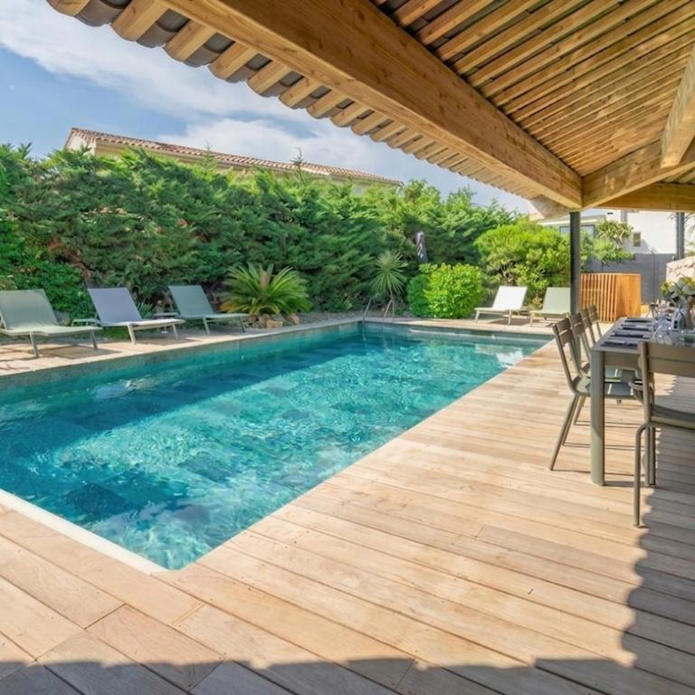 Architect's villa, sea view, spa and swimming pool - Villa - 19