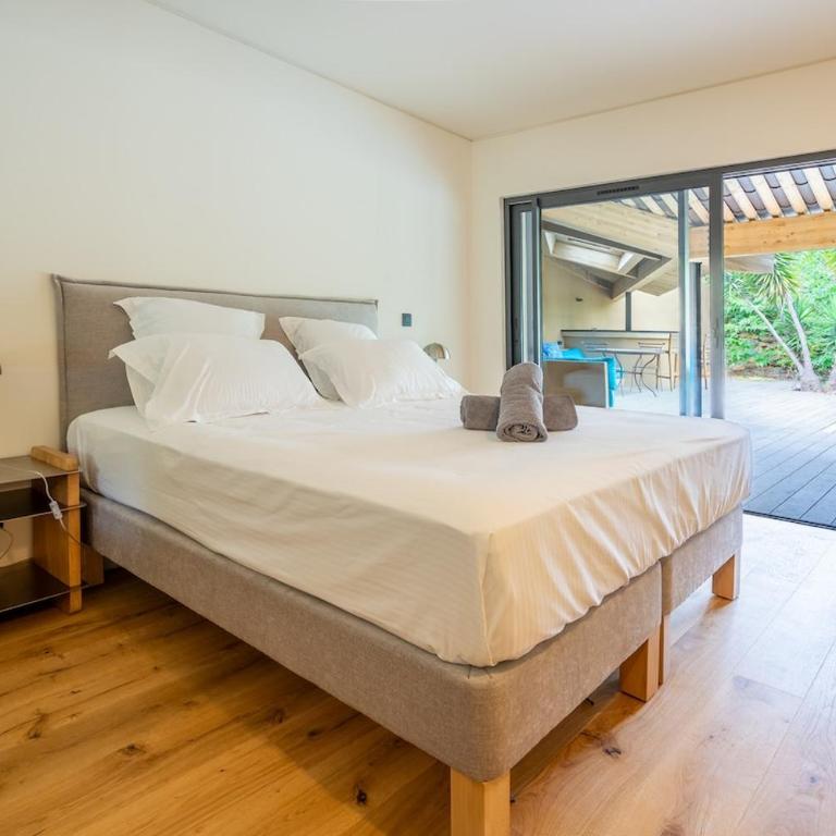 Architect's villa, sea view, spa and swimming pool - Villa - 21