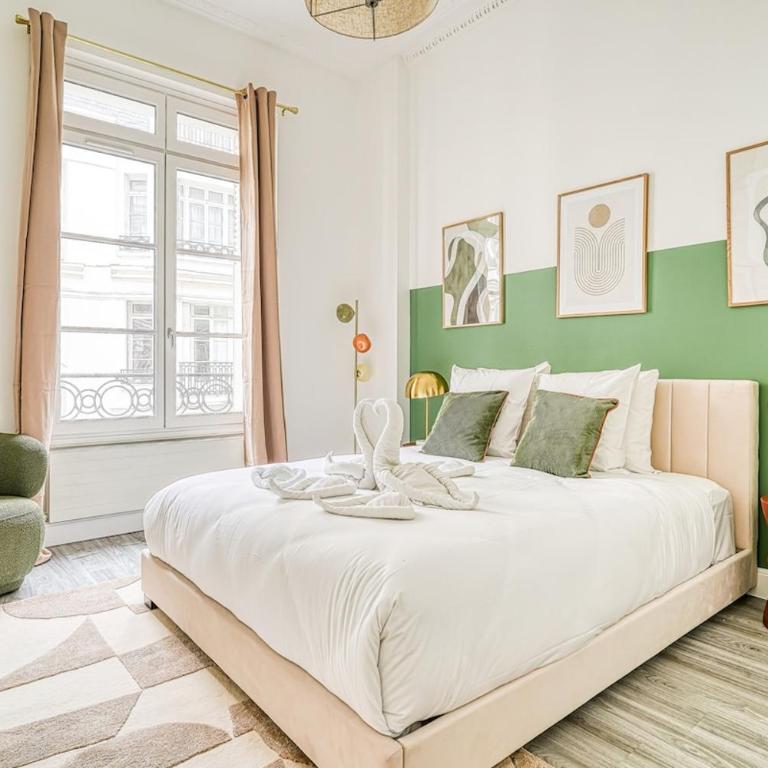 Charm and standing with 2 bedrooms close to Trocadéro - Appartement - 3