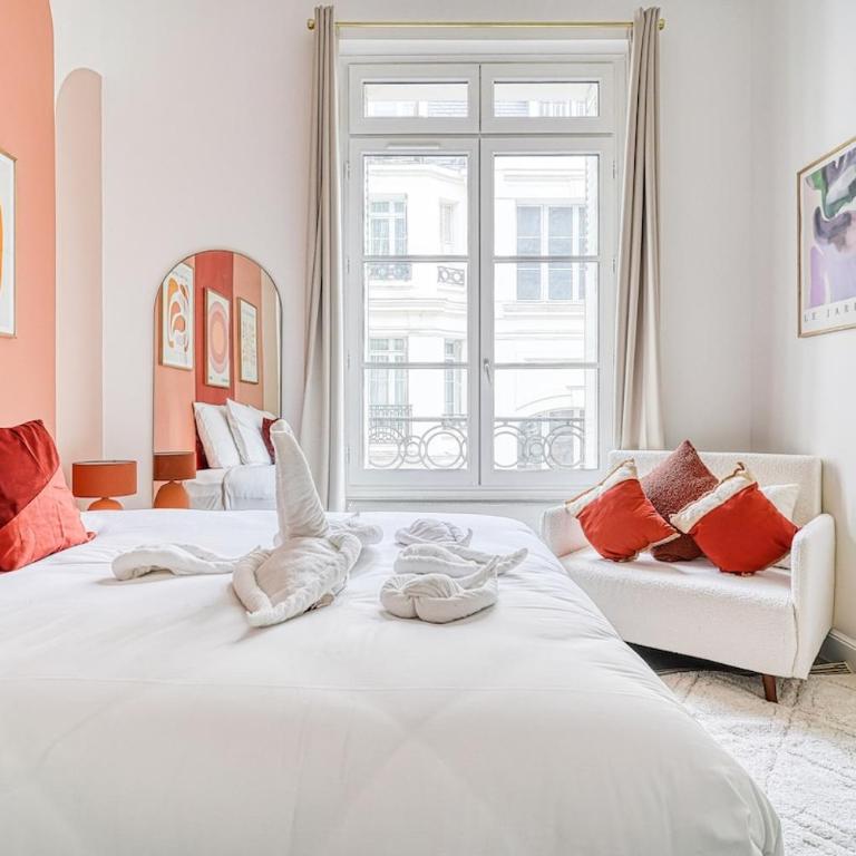 Charm and standing with 2 bedrooms close to Trocadéro - Appartement - 18