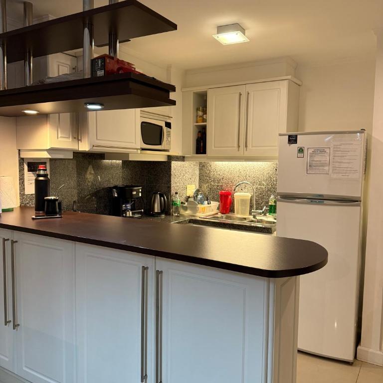 Dpto Premium en complejo privado con 8 piletas - One-Bedroom Apartment - 34