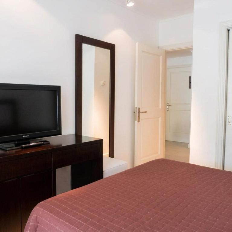 Dpto Premium en complejo privado con 8 piletas - One-Bedroom Apartment - 60
