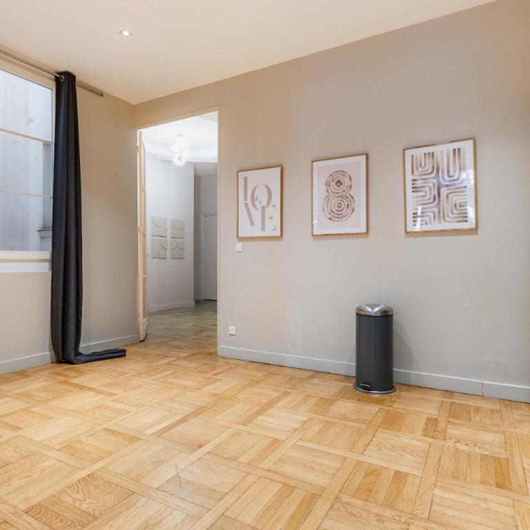 Spacious and elegant 2BR airconditioned Trocadéro - Appartement - 13