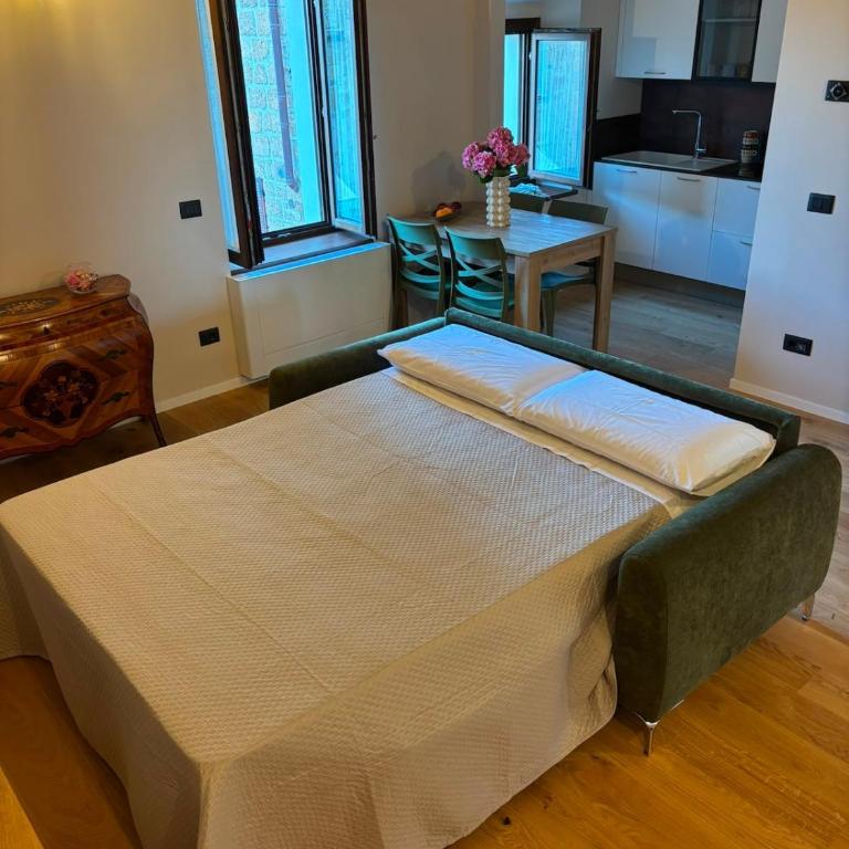 Loggia Dei Mercanti 16 - Appartamento con 2 Camere da Letto - 33