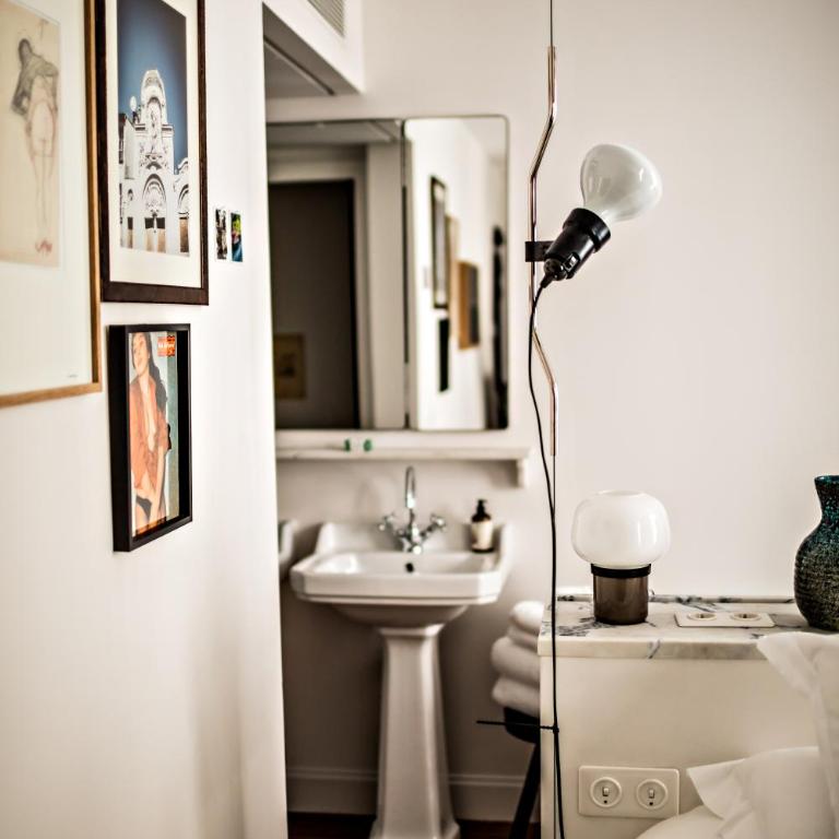 Le Pigalle, a Member of Design Hotels - Deluxe Room "Pigalle 22" - 10