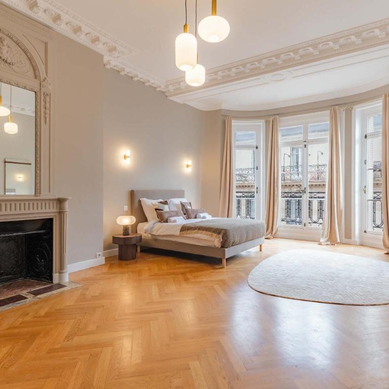 Elegant and Spacious 4-Bedroom Apartment in Paris 16th - Apartment - 2