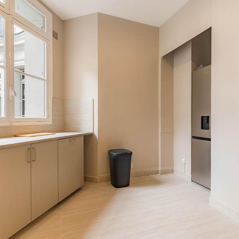 Elegant and Spacious 4-Bedroom Apartment in Paris 16th - Apartment - 20