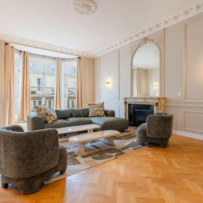Elegant and Spacious 4-Bedroom Apartment in Paris 16th - Apartment - 32