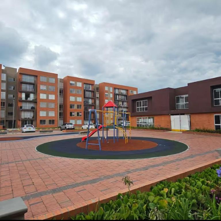 ÚNICAMENTE RESERVAS MAYORES A 7 DIAS, Exclusivo apartamento, conjunto cerrado vigilado - Apartamento de 2 dormitorios - 3