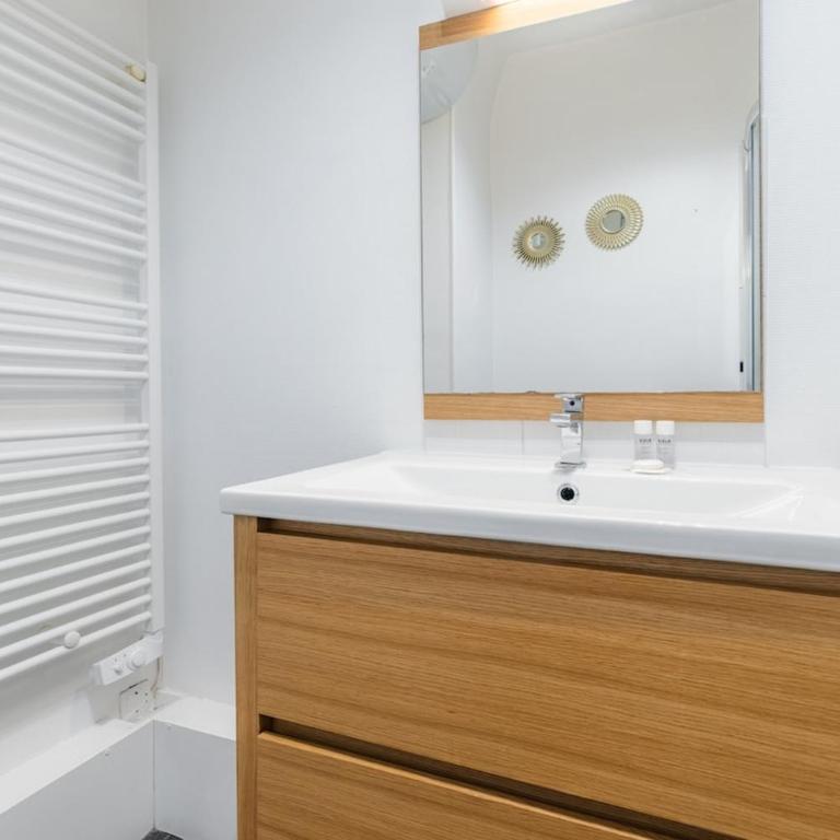 Beautiful air-conditioned apartment in the heart of the Marais - Appartement - 12