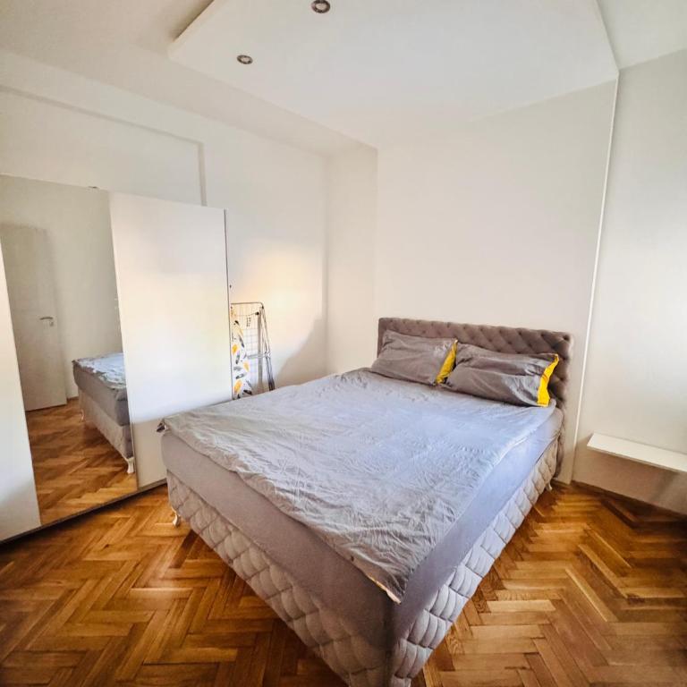 Centar NS APARTMAN - Apartman sa 1 Spavaćom Sobom - 4