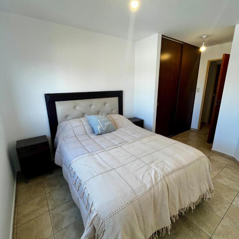 Cañada Host - One-Bedroom Apartment - 16
