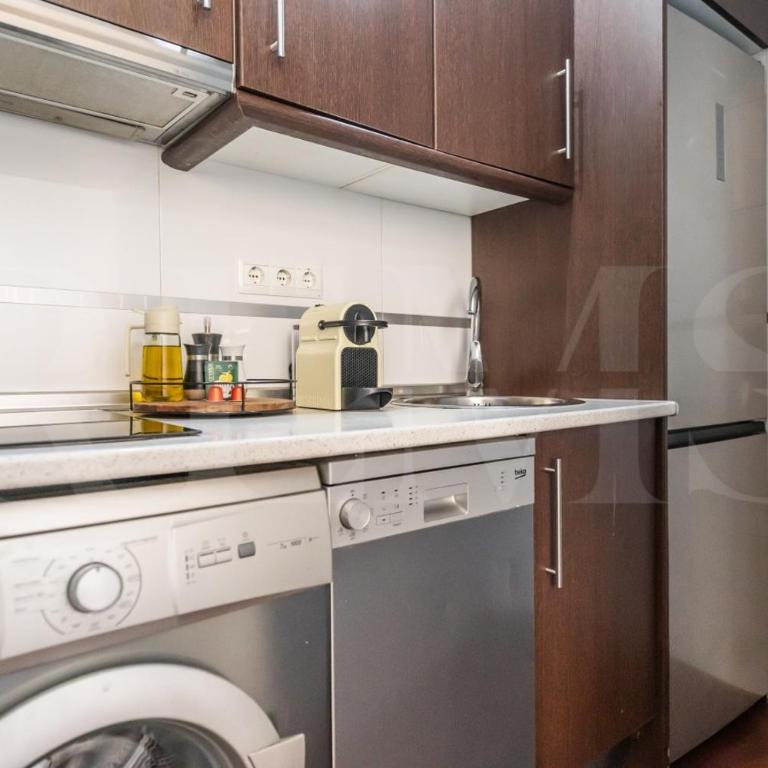 Compact & Central Apartment in Málaga REMS - One-Bedroom Apartment - 4