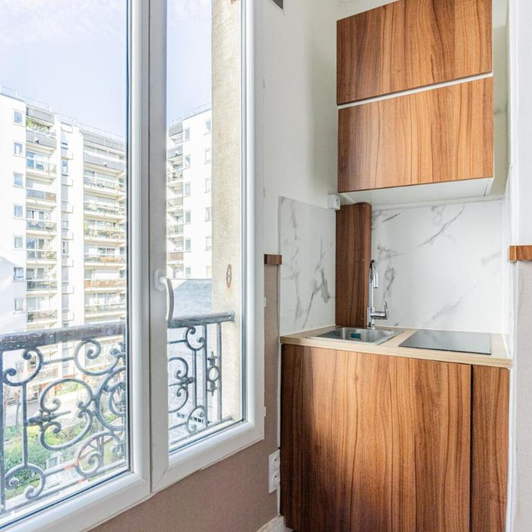 Montmartre - Guy Moquet Metro - Studio - Appartement 1 Chambre - 2