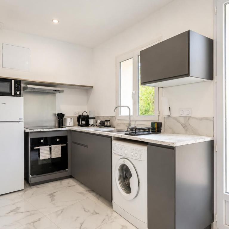 Chez Frédéric et Josiane - Bel appt avec terrasse - Appartement - 12