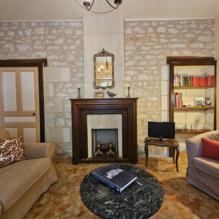 Aux grilles du Château de Saint-Aignan, à 2km de Beauval, les maisons de Sidonie et Léonard - La Maison de Sidonie - 21