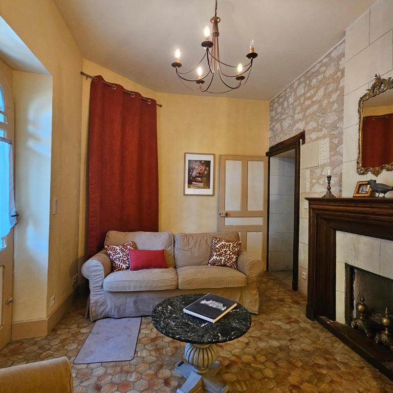 Aux grilles du Château de Saint-Aignan, à 2km de Beauval, les maisons de Sidonie et Léonard - La Maison de Sidonie - 35
