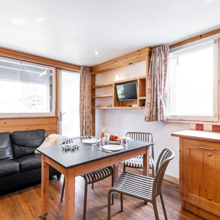 Le Nid Douillé du Crêt, parking et terrasse - Apartment mit 1 Schlafzimmer - 1