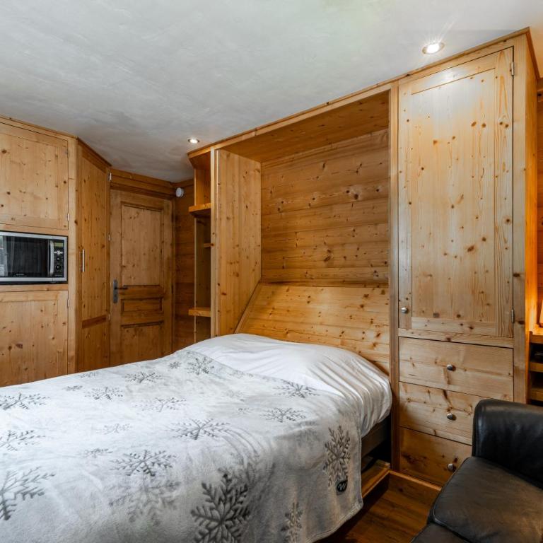 Le Nid Douillé du Crêt, parking et terrasse - Apartment mit 1 Schlafzimmer - 2