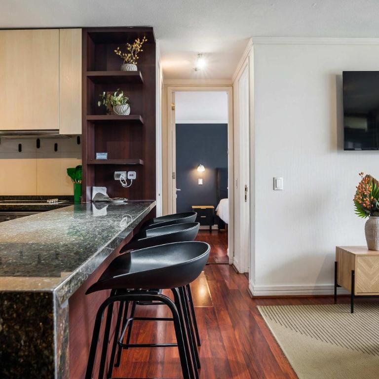 Stylish 2BR City Flat Modern Design and Comfort - Apartment - 13
