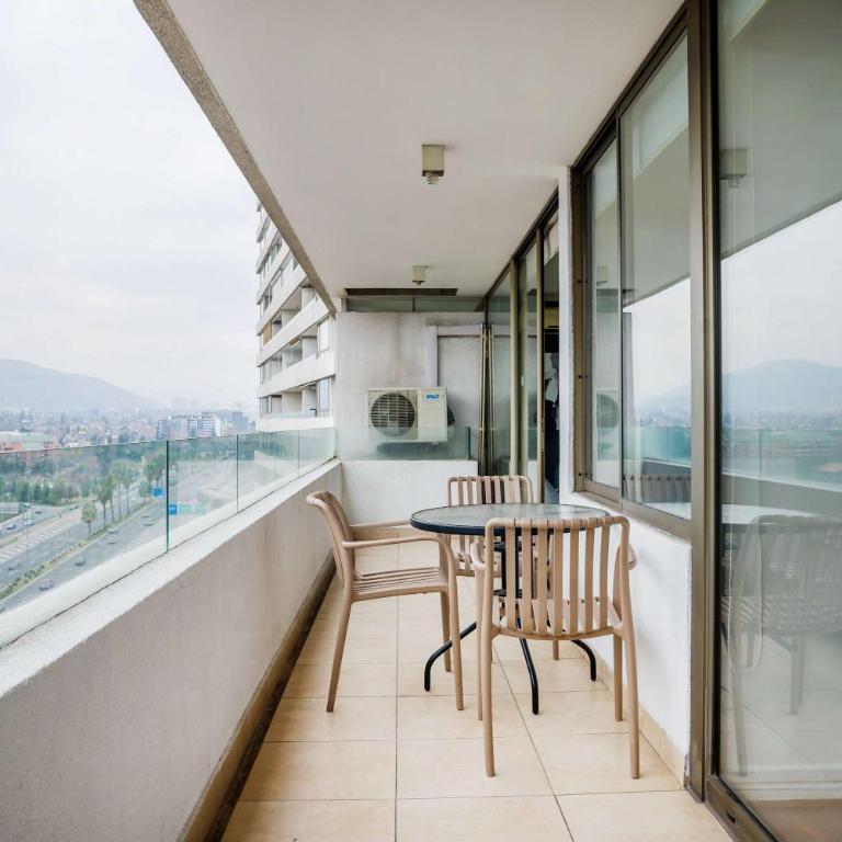 Stylish 2BR City Flat Modern Design and Comfort - Apartment - 23