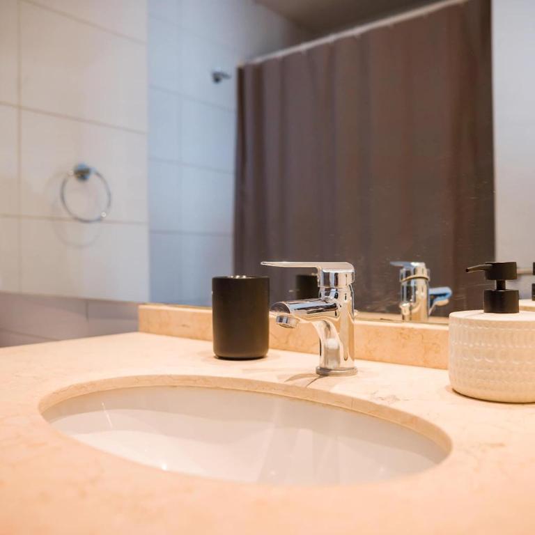 Stylish 2BR City Flat Modern Design and Comfort - Apartment - 26