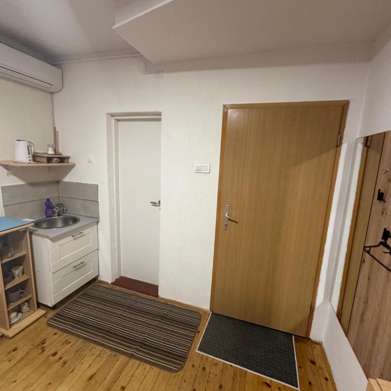 Feel like home guest house - Apartman - 5