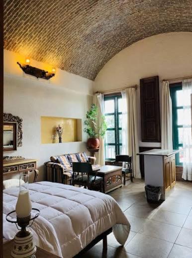 Suites Elvira by Posada la Ermita - Estudio Doble Deluxe - 5