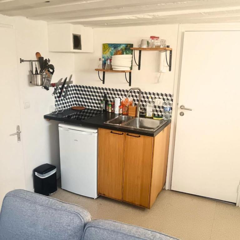 Superbe studio à 2min de la place du vieux marché - Studio Apartment - 7