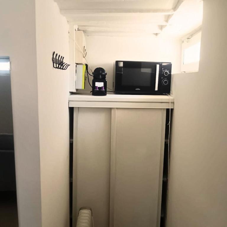 Superbe studio à 2min de la place du vieux marché - Studio Apartment - 9