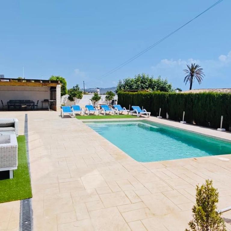 Calpe chalet privado 7 min de la playa piscina wifi parking aire barbacoa grupos - Four-Bedroom Vacation Home - 9
