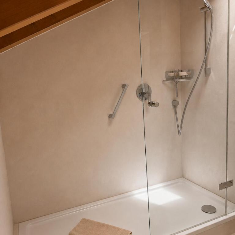 Ferienwohnungen Gerlach - Apartment mit 1 Schlafzimmer und 2 Balkonen - 12