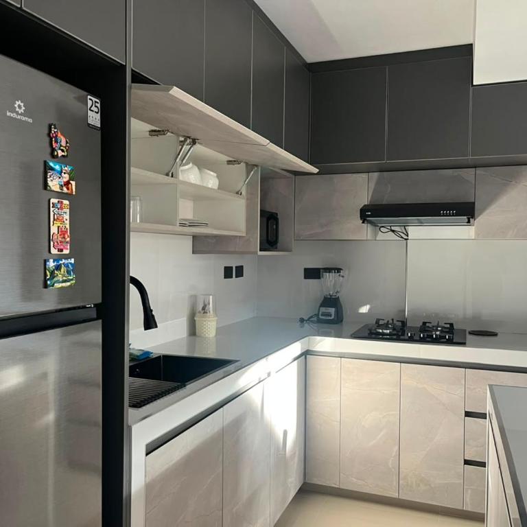 Edificio Fortaleza - Three-Bedroom Apartment - 14