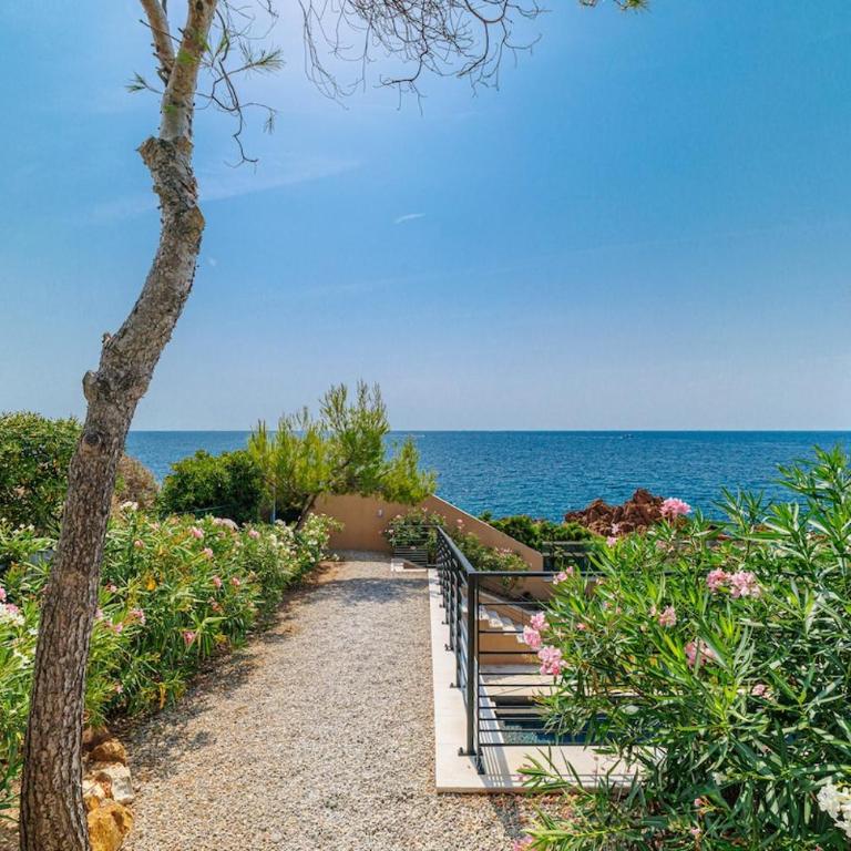 Beautiful House in Théoule-sur-Mer - Villa Deluxe - 3